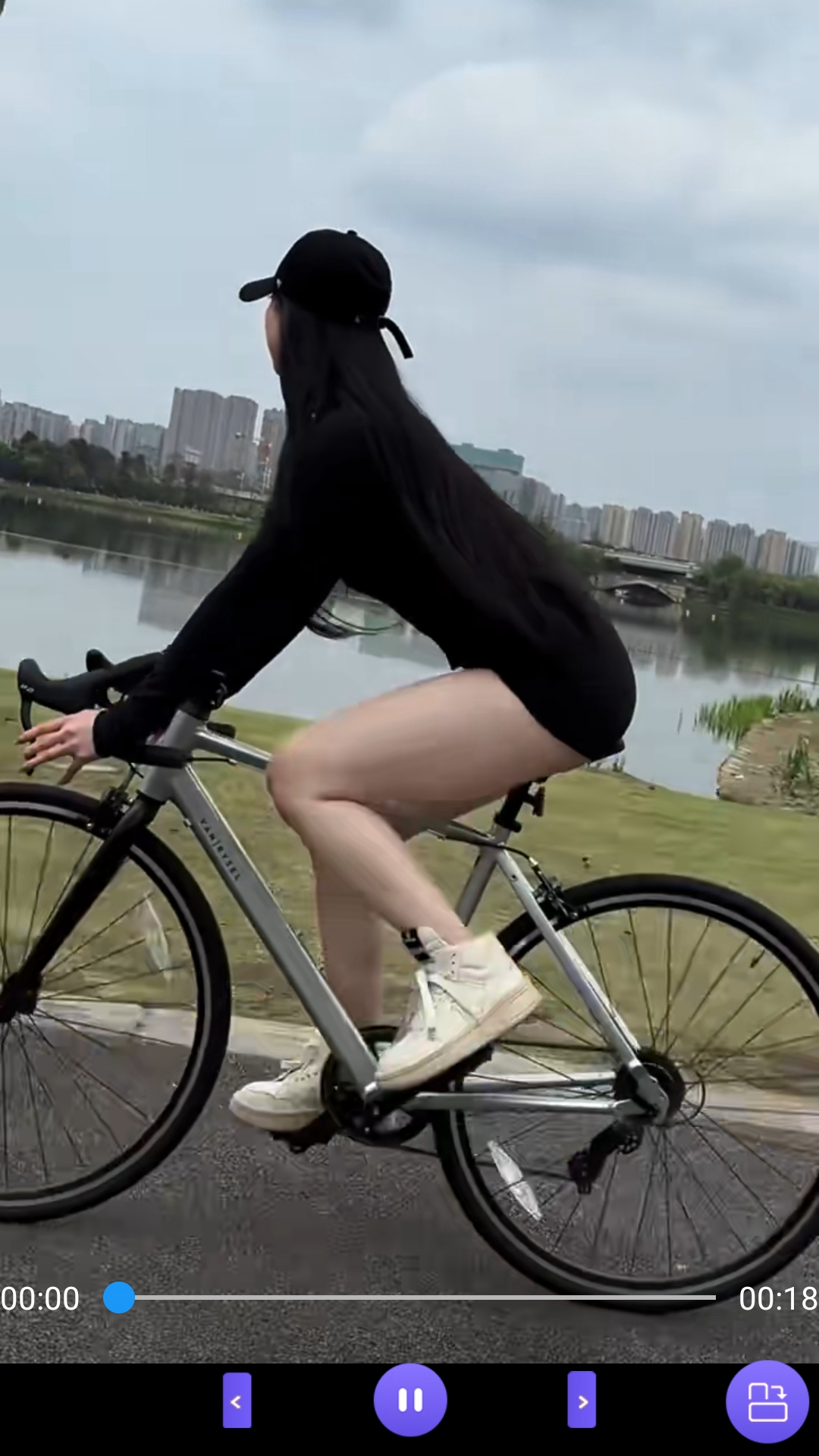 酥麻麻 玩物直播回放截图